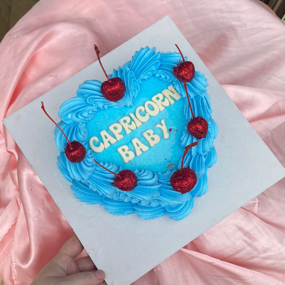 VINTAGE CAKES