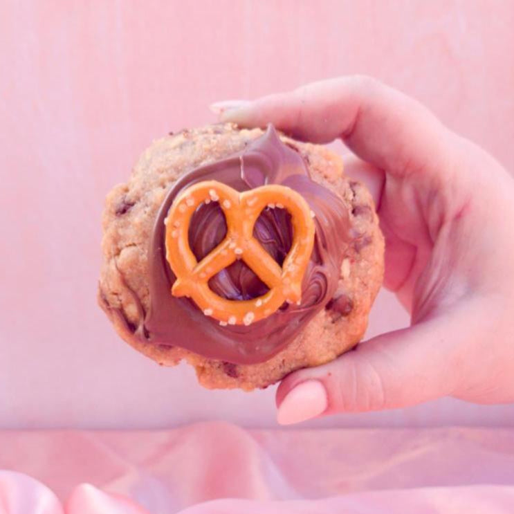 SALTED CARAMEL COOKIE